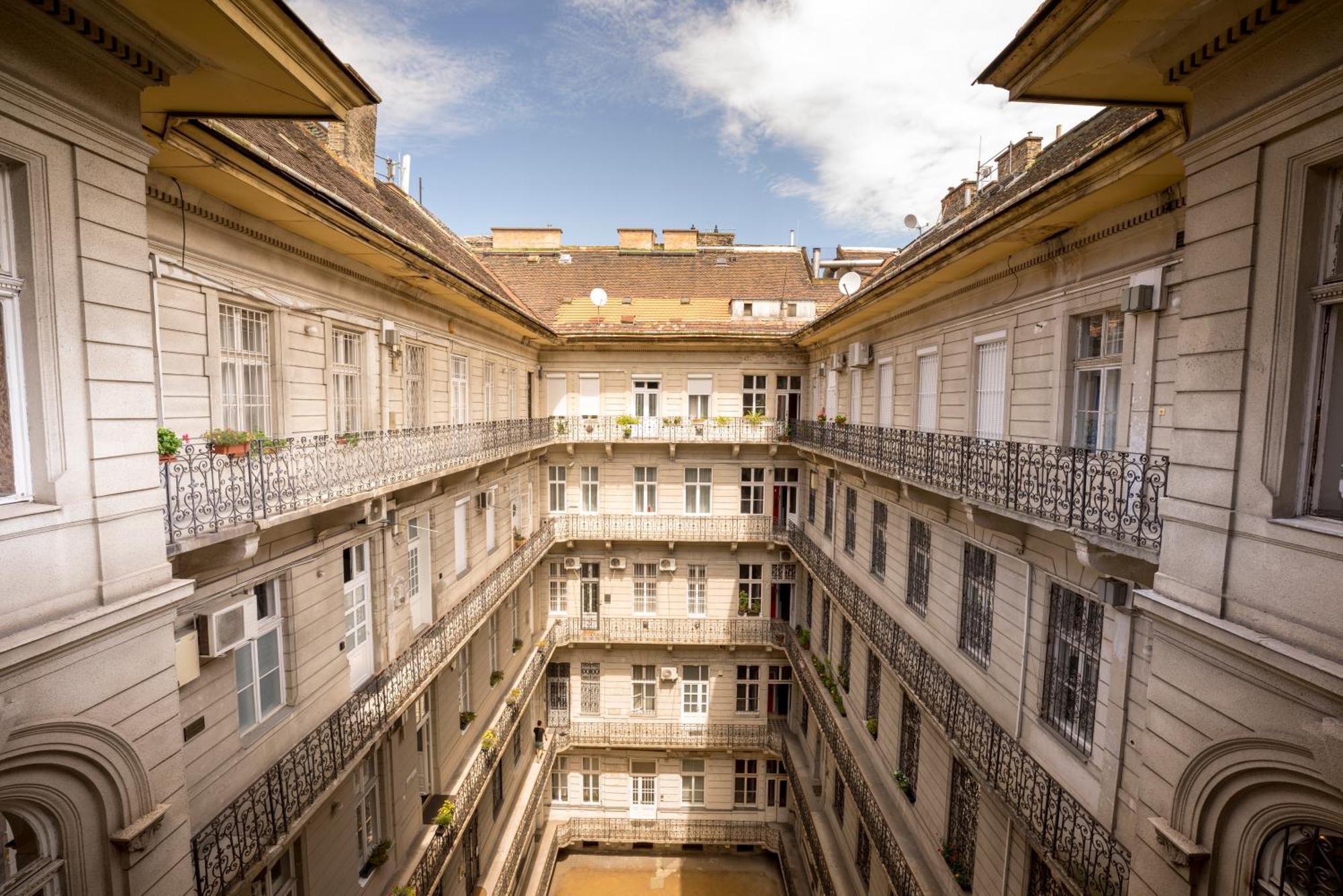 Szent Istvan Apartments Budapest Luaran gambar